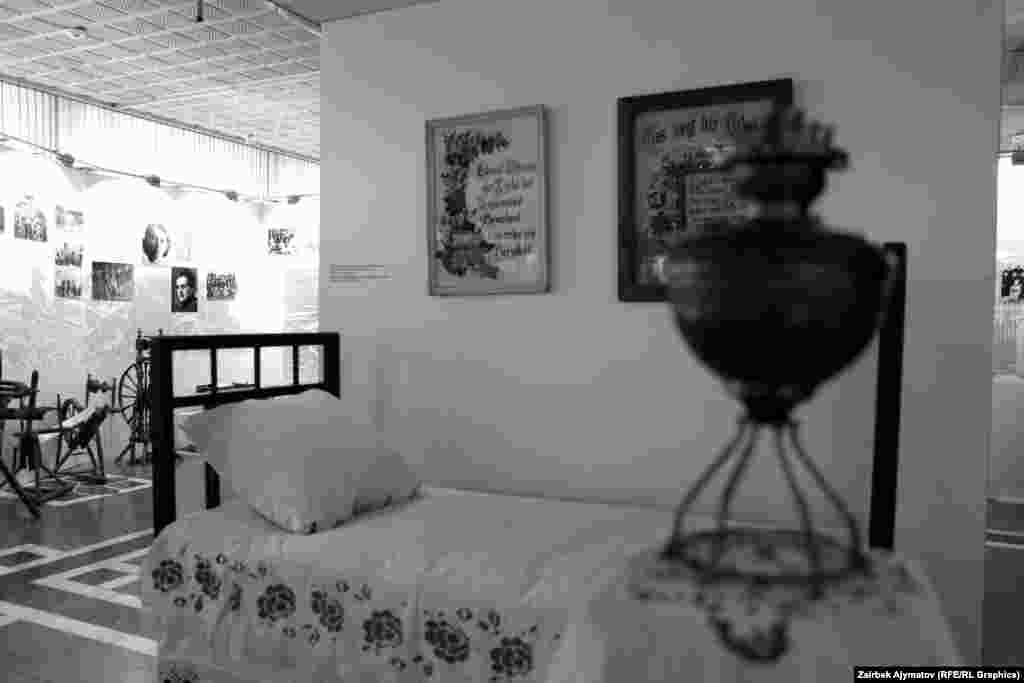 Ошол мезгилде, тактап айтканда 1882-жылы жүз немис үй-бүлөсү Талас өрөөнүнө келип отурукташып, төрт айылды негиздеген. Кийинчерээк, 1925-жылы алардын кайсы бир бөлүгү Чүй облусуна көчүп келип, ал жерден орун-очок алып калган. 