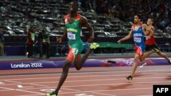 Гренада атлеті Кирани Джеймс 400 метрге жүгіруден  олимпиада чемпионы атанды. Лондон, 6 тамыз 2012 жыл. 