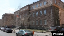Կենտրոնական ընտրական հանձնաժողովի շենքը Երևանում