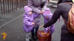 У Дніпропетровську відроджують давні традиції колядування просто неба