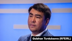 Жанарбек Акаев.