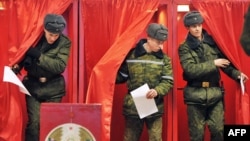 Беларус калкынын 7 миллион кишиси добуш берүү укугуна ээ.