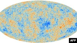 Älemiň relikt şöhlelenmäniň (cosmic microwave background) esasynda Plank missiýasy tarapyndan düşürilen suraty