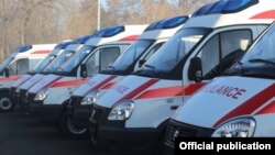 Ош, Жалал-Абад аймактарына берилген медициналык "Тез жардам" автоунаалары.