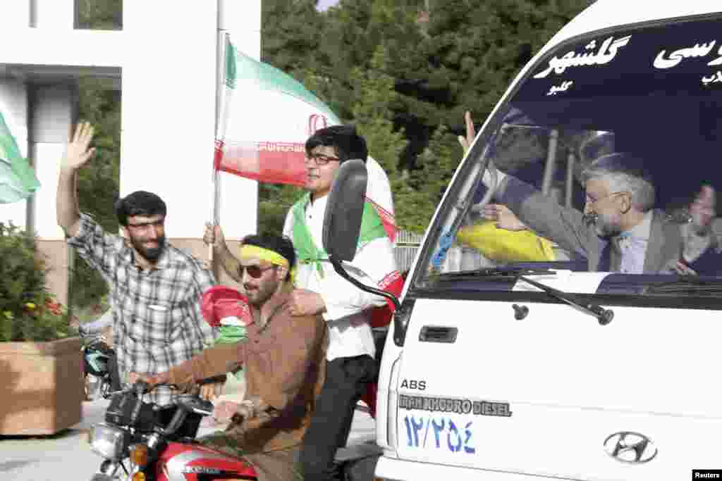 Если ни один кандидат не получит большинства голосов, два кандидата с набольшим количеством голосов будут участвовать во втором туре выборов 21 июня