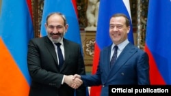 Նիկոլ Փաշինյան, Դմիտրի Մեդվեդև, արխիվ