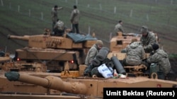 Түркия-Сирия чек арасындагы түрк аскерлери. 24-январь, 2018-жыл. 