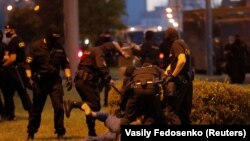 До жорсткого протистояння з протестувальниками силовиків готували фізично і психологічно