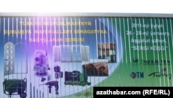 Sergä 80-e golaý türk kompaniýalary gatnaşdylar.