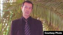 Навоий вилоятидаги қамоқхонада сақланаётган журналист ва ҳуқуқ фаоли Дилмурод Саид.