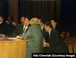 Володимир Черняк (праворуч), Іван Драч, Віктор Ющенко