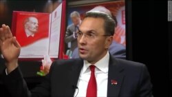 Не время и не место для дискуссий