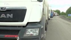 Очередь из большегрузов на границе с Россией. Что происходит?