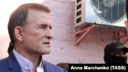 Медведчуку вже інкримінують «державну зраду» і «готування до розграбування національних цінностей на окупованій території», до цих звинувачень в ОГП додали нові