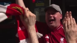 Що подобається і не подобається в Україні футбольним фанам «Реалу» та «Ліверпуля» – відео