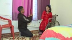 "Азаттыктын" каарманы Жибек үйгө жетти