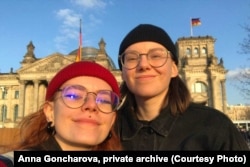 Анна і Марыя падчас вандроўкі ў Бэрлін. Фота з прыватнага архіву