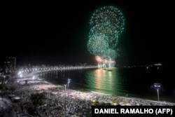 Ріо-де-Жанейро з феєрверками