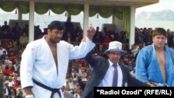 Гуштии миллӣ дар Данғара