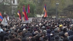 Протести у Єревані. Від прем'єра Пашиняна вимагають відставки (відео)