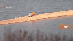 Життя під Керченським мостом (відео)