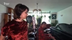 Чаро муллоҳо дар Эрон овозхонони занро чап гирифтаанд?