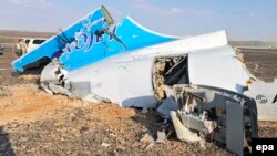 Եգիպտոսում կործանված օդանավի բեկորները, 31-ը հոկտեմբերի, 2015թ. 