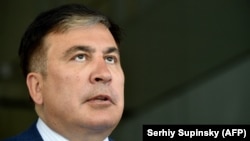 Ուկրաինա - Միխեիլ Սաակաշվիլին Գերագույն ռադայում զրուցում է լրագրողների հետ, Կիև, 24-ը ապրիլի, 2020թ.