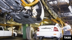 "АвтоВаздын" Lada Samara жана Lada Priora маркалары былтыр Казакстанда жаңы унаалар ичинен эң  көп сатылган болду. 