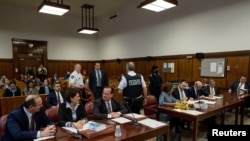 Դատախազները և Դոնալդ Թրամփի ընկերության փաստաբանները Մանհեթենի քրեական դատարանում, Նյու Յորք, 13 հունվարի, 2023թ.