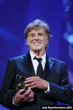 Робэрт Рэдфард з узнагародай Вэнэцыянскага кінафэствалю, 1 верасьня 2017