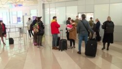 Закриті кордони. Громадяни України, які проживають в інших країнах, не можуть повернутися додому – відео