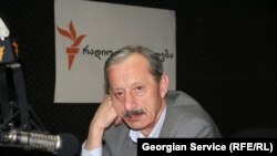 Вахтанг Хмаладзе