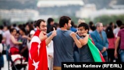 Турки и азербайджанцы действительно почти одна нация