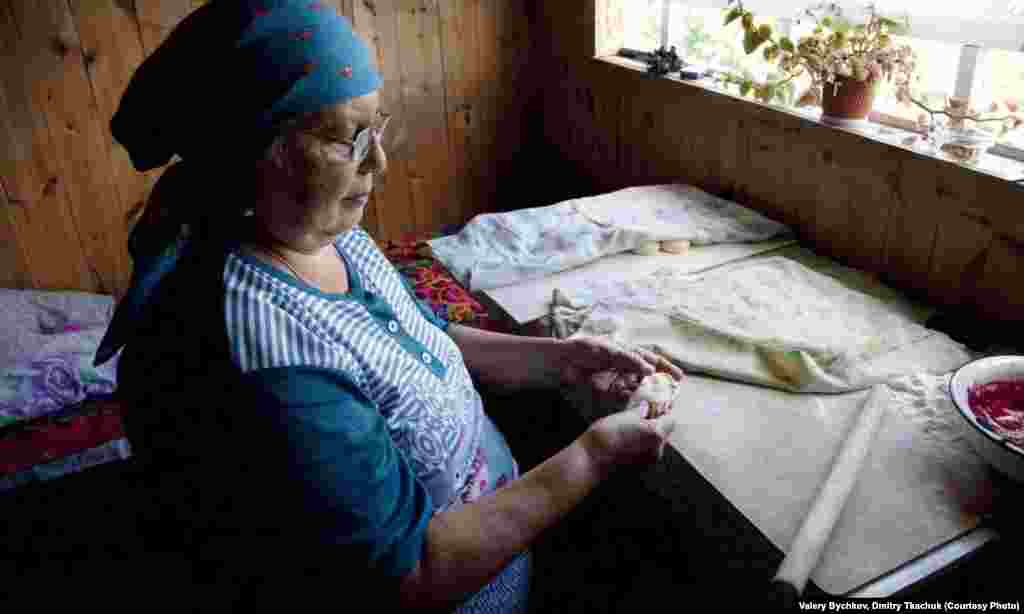 Саз циядән (мүк җиләге, клюква) шәңгәләр - себер татарларының яраткан ризыгы