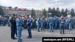 Armenia -A riot police unit arrives in Gyumri to arrest Mayor,Vartan Ghukasian, October 20, 2025.