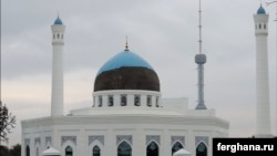 Соборная мечеть «Минор» в Ташкенте.  