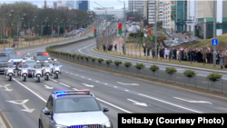 Мінськ. Інавгурація Лукашенка. Бюджетників поставили біля дороги