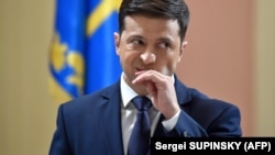 Кандидат у президенти Володимир Зеленський уже не володіє часткою в російському кінобізнесі, про який раніше розповіли «Схеми»