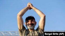 Нікол Пашинян очолив протести у Вірменії, що тривають від 13 квітня 2018 року