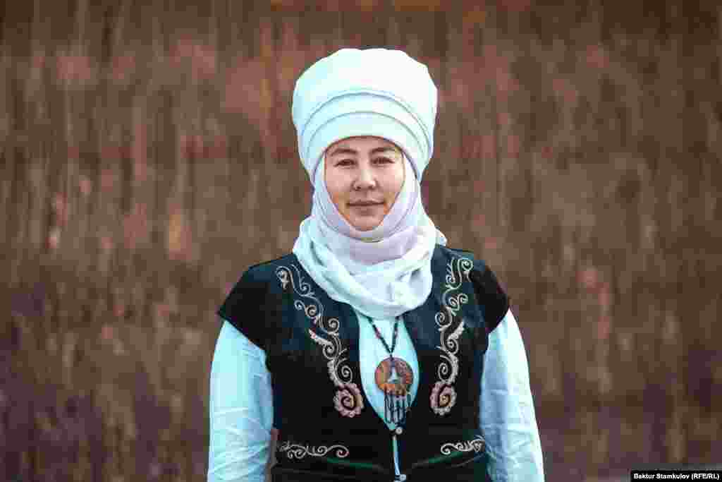 Жарашыктуу элечек.