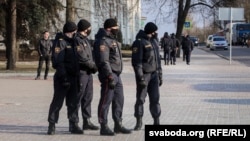 Ілюстрацыйнае фота. Сілавікі на Дзень Волі ў Менску