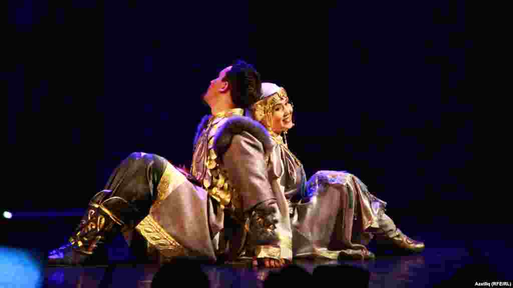 Болгар ханы кызы Нәргизә һәм аның сөйгәне Турыбатыр