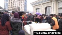 Душанбедаги "Меҳргон" бозори, 2020 йил 5 марти.