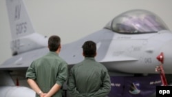 Военной авиатехники в мире много. Но такой, как представленный в Фарнборо российский истребитель, нет ни у кого