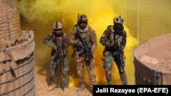 سه تن از نیروهای کماندوی افغانستان 