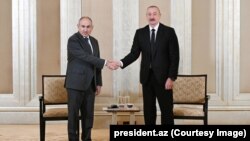 ԱՄԷ - Հայաստանի վարչապետ Նիկոլ Փաշինյանի և Ադրբեջանի նախագահ Իլհամ Ալիևի հանդիպումը Աբու Դաբիում, 10-ը հուլիսի, 2025թ.