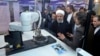 Ирандын президенти Хасан Роухани Тегерандагы өзөктүк программанын жаңы жетишкендиктеринин көргөзмөсүндө, 9-апрель, 2018-жыл.