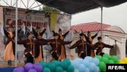 Омскида балалар Сабан туе үтте