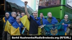 Тұтқын алмасу нәтижесінде оралған украин жауынгерлері, 19 сәуір, 2025 жыл.